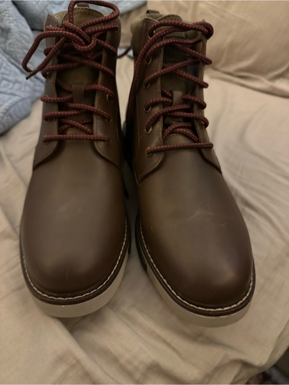 Men’s Levi's Brown Leather Lace-Up Work Boots with Maroon Laces